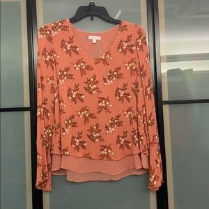 Floral V-neck Blouse